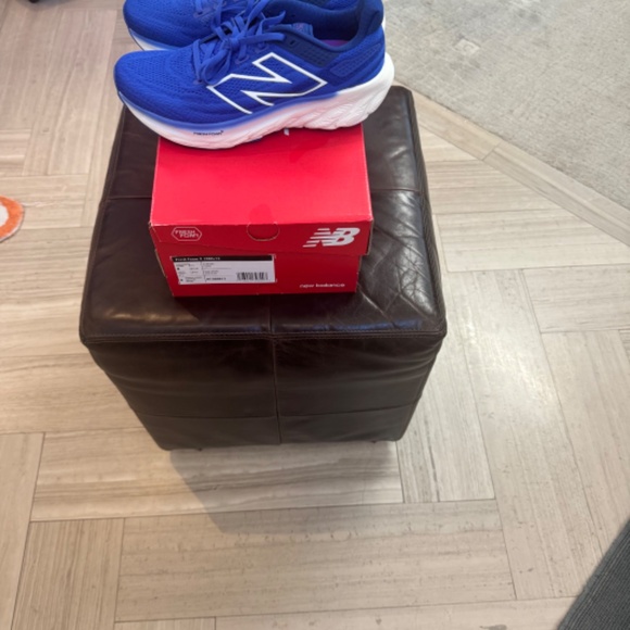 New Balance 1080 v13, new with box - Picture 3 of 6
